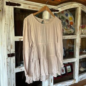 American Eagle top